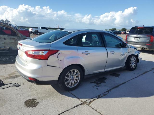 Photo 3 from auction – 2012 FORD FOCUS SE with VIN 1FAHP3F24CL121048