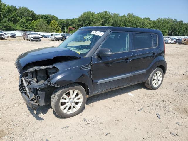 KIA SOUL + 2013 with VIN KNDJT2A62D7530560 - Photo from auction