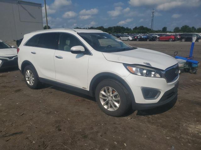 Photo 4 from auction – 2016 KIA SORENTO LX with VIN 5XYPGDA32GG020152