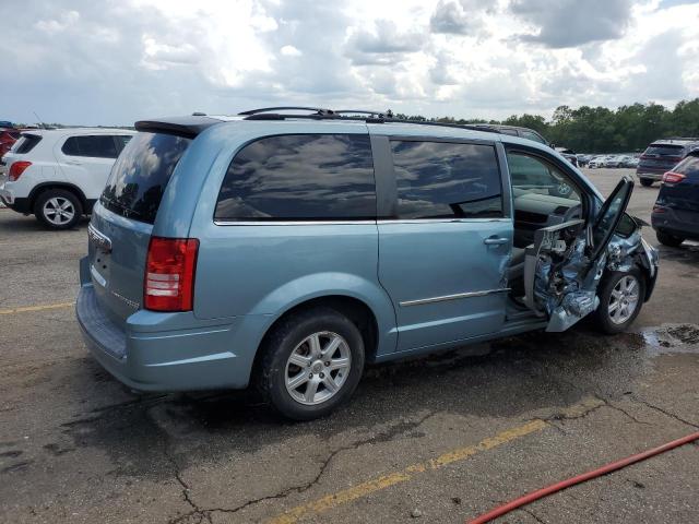 Photo 3 from auction – 2010 CHRYSLER TOWN & COU with VIN 2A4RR5D13AR357767