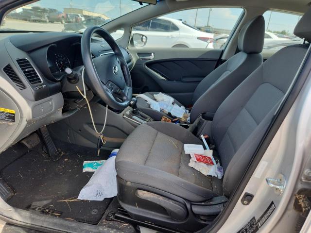 Photo 7 from auction – 2017 KIA FORTE LX with VIN 3KPFK4A74HE135122