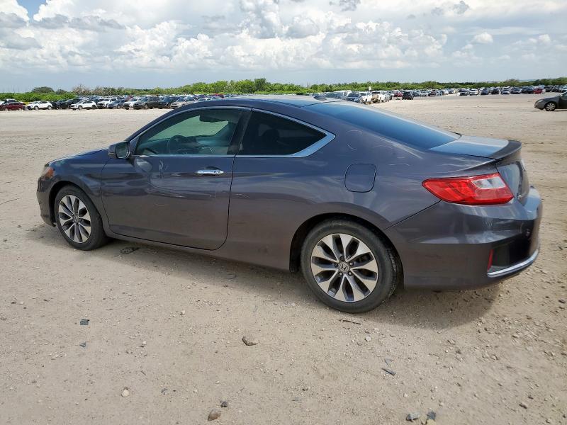 Photo 2 from auction – 2018 HONDA CIVIC LX with VIN 19XFC2E57JE026086