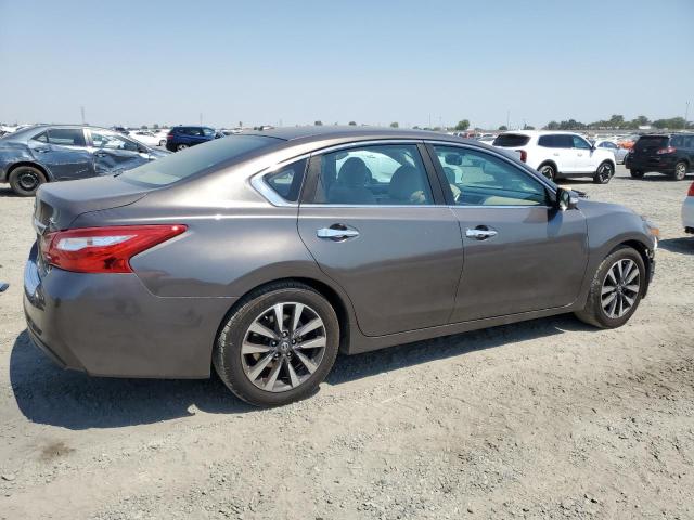 Photo 3 from auction – 2017 NISSAN ALTIMA 2.5 with VIN 1N4AL3AP3HC218149