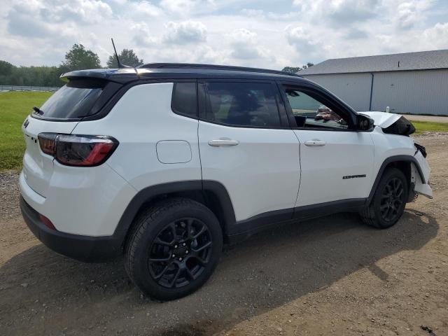 Photo 3 from auction – 2022 JEEP COMPASS LA with VIN 3C4NJDBB7NT224109