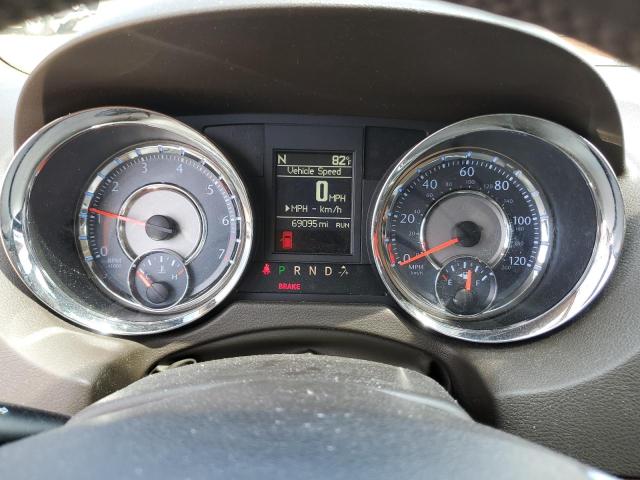 Photo 9 from auction – 2015 CHRYSLER TOWN & COU with VIN 2C4RC1CGXFR573435