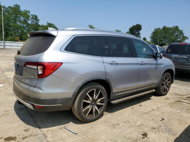 Photo 3 from auction – 2019 HONDA PILOT TOUR with VIN 5FNYF6H62KB004083