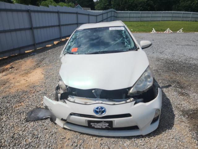 Photo 5 from auction – 2014 TOYOTA PRIUS C with VIN JTDKDTB33E1560828