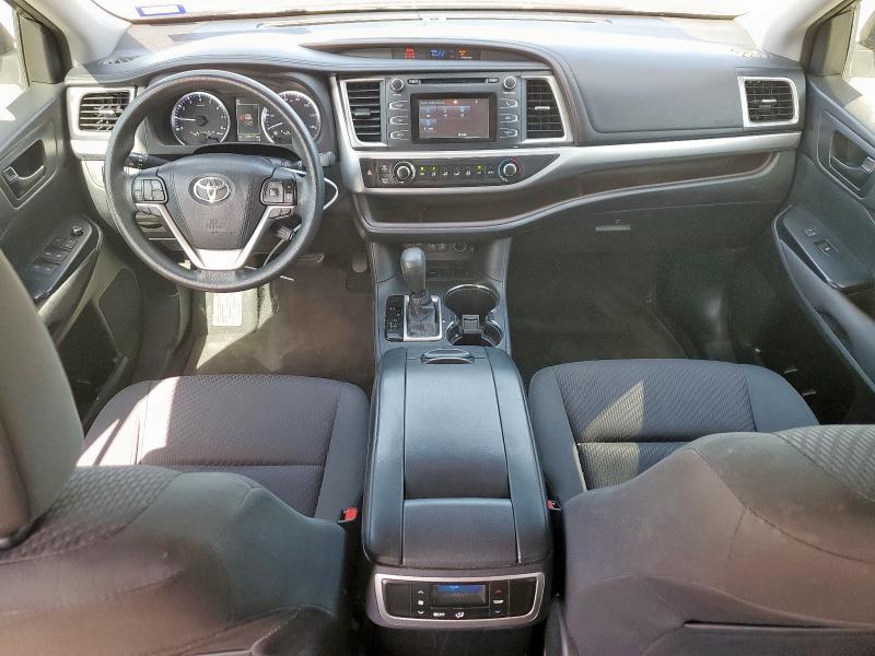 Photo 8 from auction – 2017 TOYOTA HIGHLANDER with VIN 5TDZZRFH8HS206724