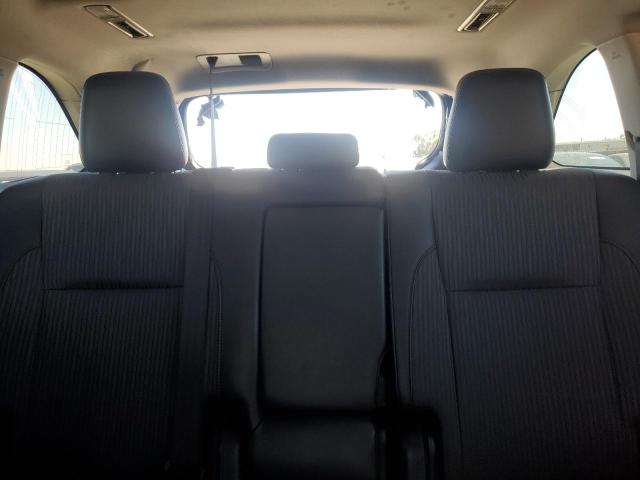 Photo 10 from auction – 2018 TOYOTA HIGHLANDER with VIN 5TDBZRFH1JS914157
