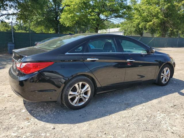 Photo 3 from auction – 2012 HYUNDAI SONATA SE with VIN 5NPEC4AC1CH459297