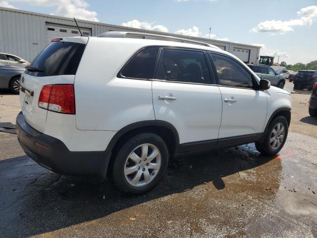 Photo 3 from auction – 2013 KIA SORENTO LX with VIN 5XYKT3A69DG367368