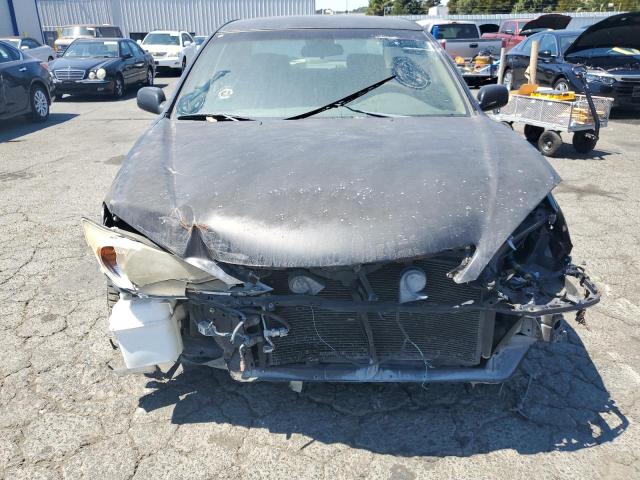 Photo 5 from auction – 2004 TOYOTA CAMRY LE with VIN 4T1BF30K54U077936