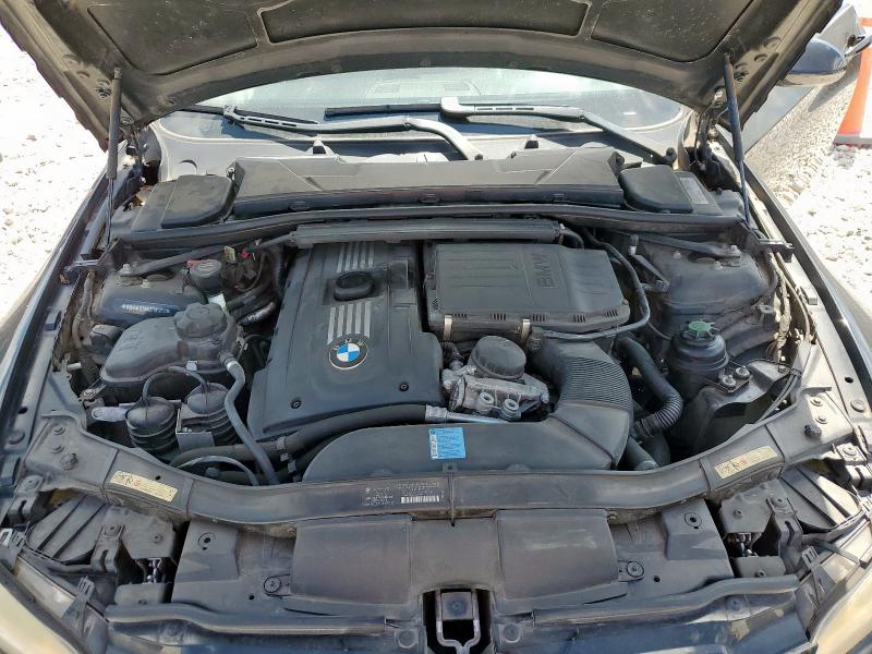Photo 11 from auction – 2009 BMW 335 I with VIN WBAWL735X9P181272