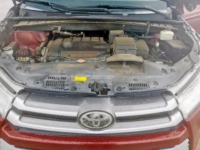 Photo 12 from auction – 2017 TOYOTA HIGHLANDER with VIN 5TDZARFH8HS024657