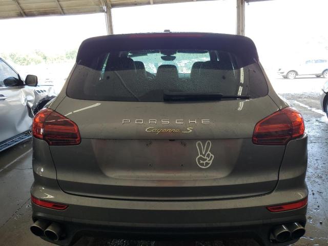 Снимка 6 от търг – 2016 PORSCHE CAYENNE SE с VIN WP1AE2A2XGLA16893
