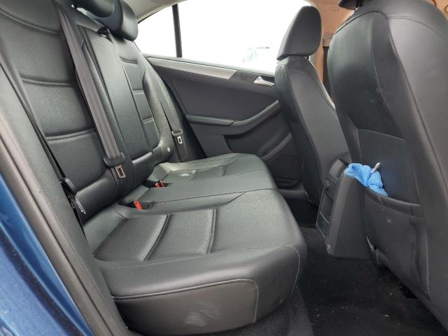 Photo 10 from auction – 2017 VOLKSWAGEN JETTA SE with VIN 3VWDB7AJ0HM412842