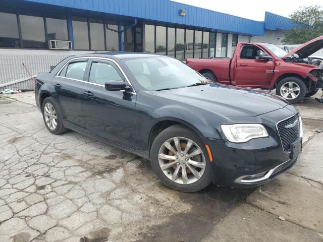 Photo 4 from auction – 2015 CHRYSLER 300 LIMITE with VIN 2C3CCARG6FH757195