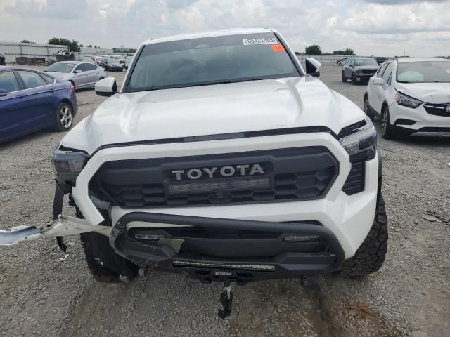 Photo 5 from auction – 2024 TOYOTA TACOMA with VIN 3TMLB5JN9RM003746