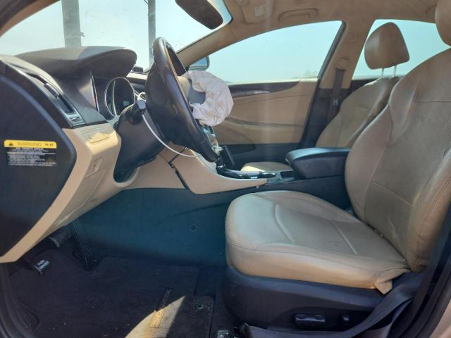 Foto 7 de la subasta – 2014 HYUNDAI SONATA SE con VIN 5NPEC4AC3EH906540
