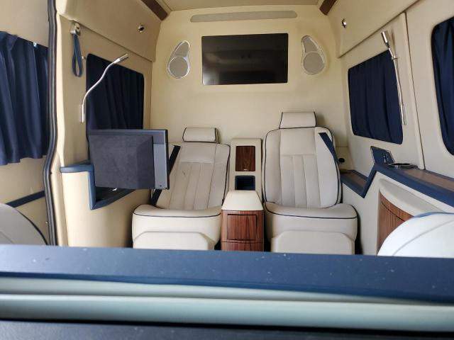 Photo 10 from auction – 2016 MERCEDES-BENZ SPRINTER with VIN WDZPE7CD2GP225447