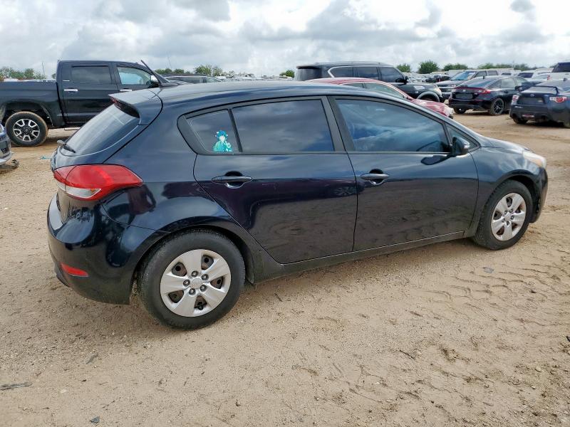 Photo 3 from auction – 2017 KIA FORTE LX with VIN KNAFK5A84H5721245