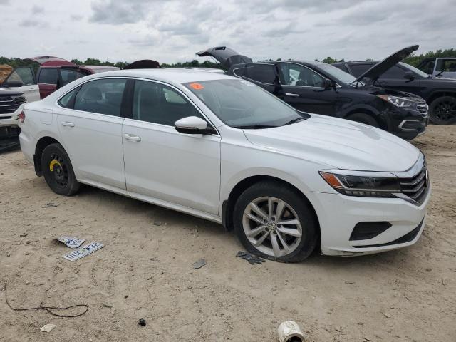 Photo 4 from auction – 2020 VOLKSWAGEN PASSAT SE with VIN 1VWSA7A34LC019934