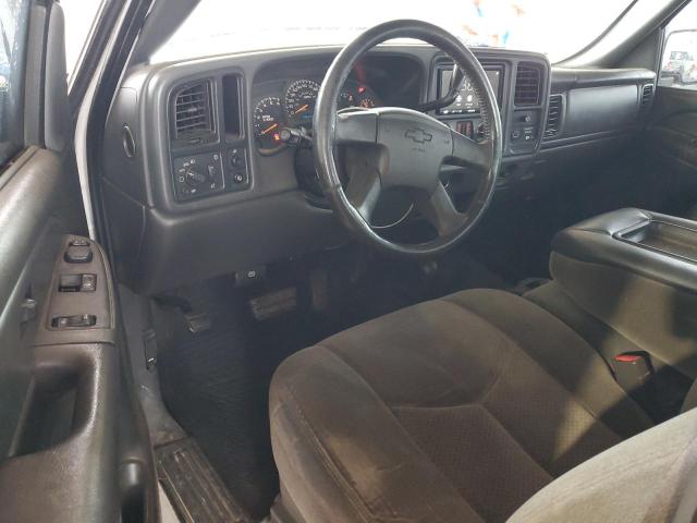 Photo 8 from auction – 2004 CHEVROLET SILVERADO K1500 with VIN 1GCEK19T74E259712