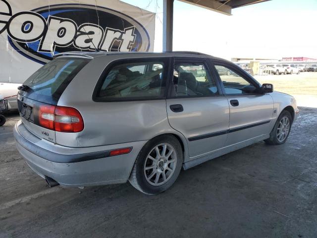 Photo 3 from auction – 2001 VOLVO V40 1.9T with VIN YV1VW29571F734092