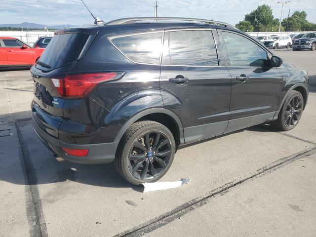 Photo 3 from auction – 2019 FORD ESCAPE SE with VIN 1FMCU0GD6KUC45239