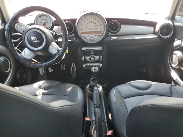 Photo 8 from auction – 2010 MINI COOPER S with VIN WMWMF7C53ATX41692