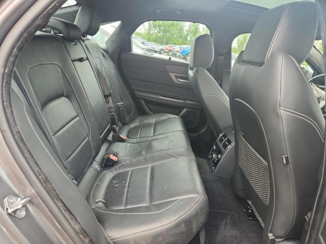Photo 10 from auction – 2017 JAGUAR XF S with VIN SAJBM4BV2HCY49572