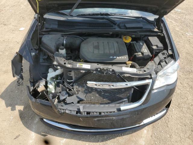 Photo 12 from auction – 2016 CHRYSLER TOWN & COU with VIN 2C4RC1CG9GR127942