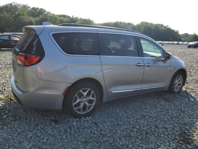 Photo 3 from auction – 2017 CHRYSLER PACIFICA T with VIN 2C4RC1BG6HR501037
