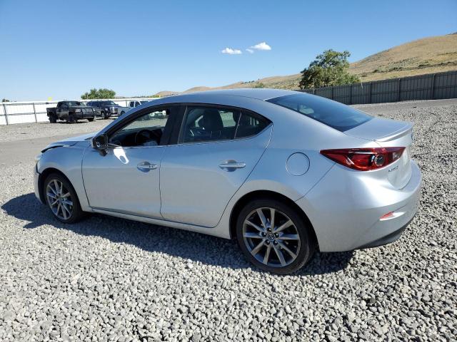Photo 2 from auction – 2018 MAZDA 3 TOURING with VIN 3MZBN1V38JM197966
