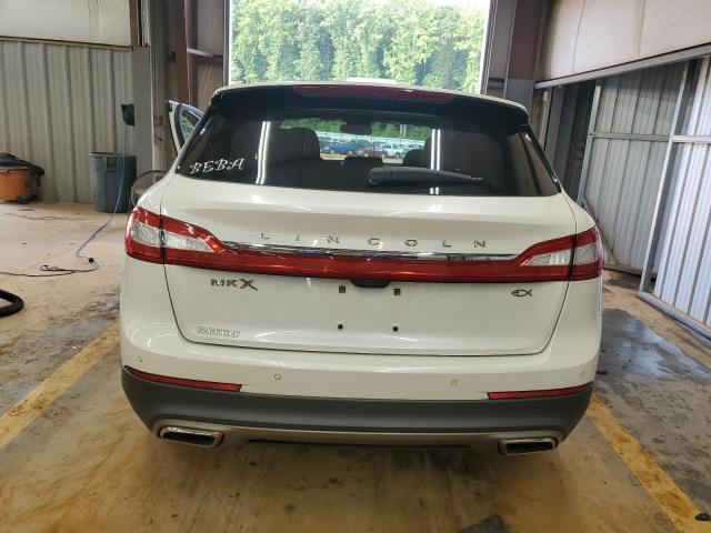 Photo 6 from auction – 2016 LINCOLN MKX RESERV with VIN 2LMTJ6LR7GBL60995