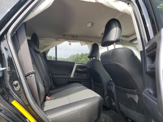 Photo 11 from auction – 2021 TOYOTA 4RUNNER SR with VIN JTENU5JR7M5881868