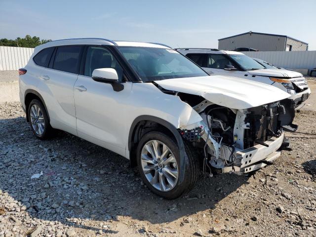 Photo 4 from auction – 2021 TOYOTA HIGHLANDER with VIN 5TDDZRBH9MS082148