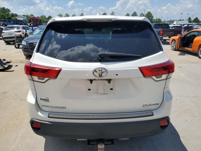 Photo 6 from auction – 2017 TOYOTA HIGHLANDER with VIN 5TDJZRFH7HS514352