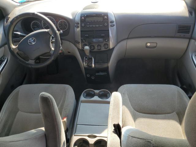 Photo 8 from auction – 2010 TOYOTA SIENNA CE with VIN 5TDKK4CC1AS333743