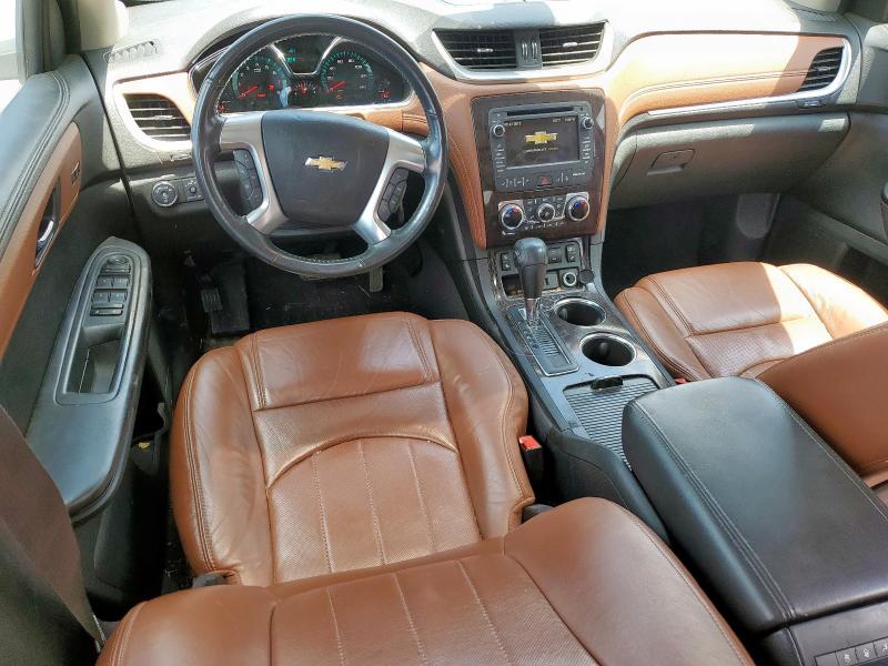Photo 8 from auction – 2015 CHEVROLET TRAVERSE L with VIN 1GNKRJKD2FJ313940