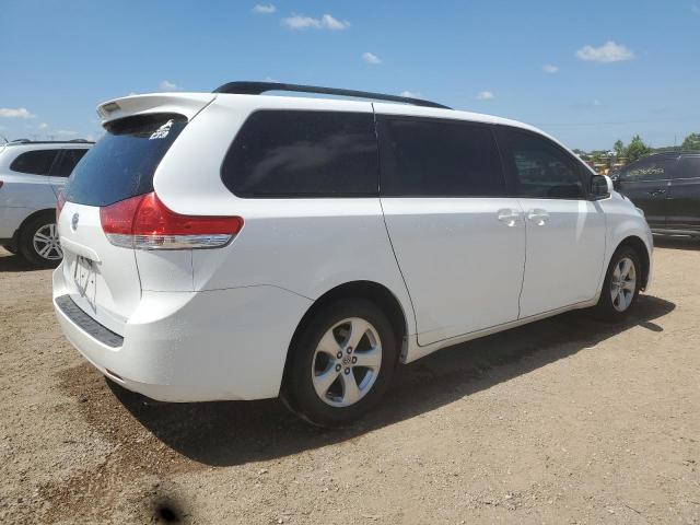 Zdjęcie 3 z aukcji – 2014 TOYOTA SIENNA LE z VIN 5TDKK3DC4ES411981