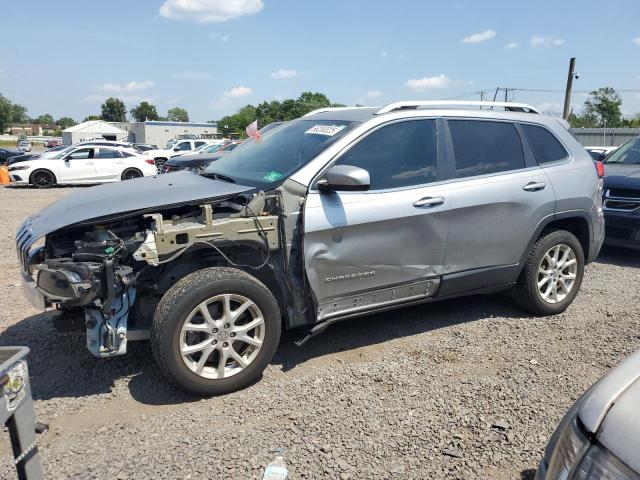 JEEP CHEROKEE LATITUDE 2016 with VIN 1C4PJLCS4GW106551 - Photo from auction