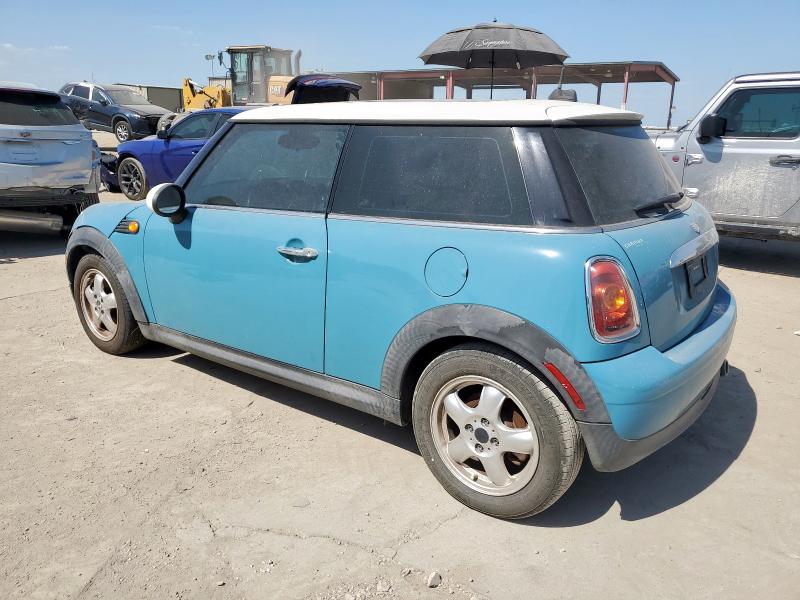 Photo 2 from auction – 2010 MINI COOPER with VIN WMWMF3C51ATZ62345