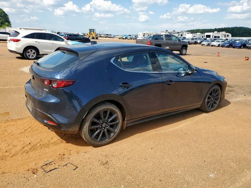 Photo 3 from auction – 2020 MAZDA 3 PREMIUM with VIN JM1BPANM3L1171121