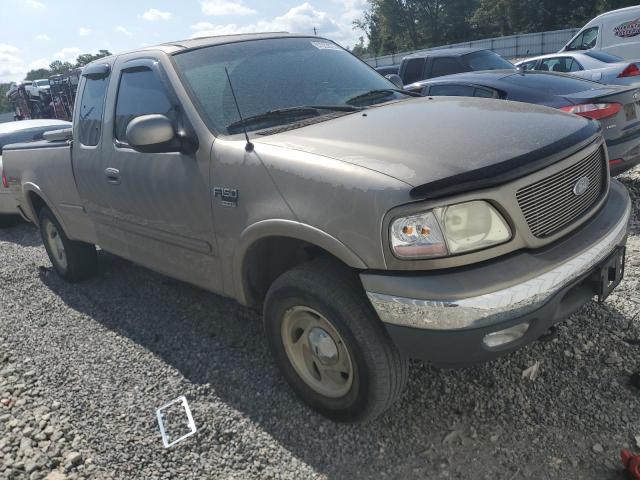 Photo 4 from auction – 2001 FORD F150 with VIN 2FTRX18W01CA58959