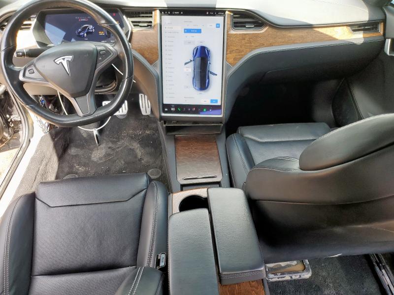 Photo 8 from auction – 2018 TESLA MODEL S with VIN 5YJSA1E40JF264667