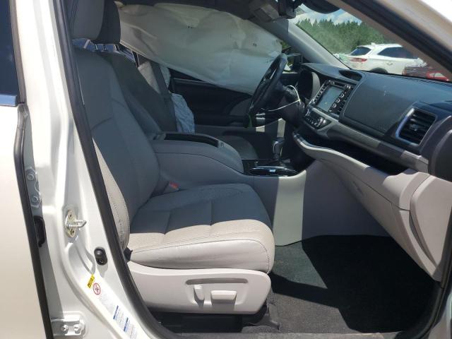 Photo 7 from auction – 2019 TOYOTA HIGHLANDER with VIN 5TDDZRFH6KS990967