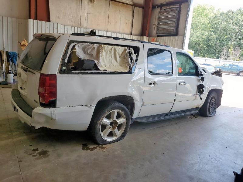 Photo 3 from auction – 2008 CHEVROLET SUBURBAN C with VIN 3GNFC160X8G170167