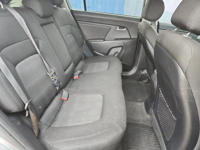 Photo 11 from auction – 2012 KIA SPORTAGE L with VIN KNDPBCA27C7220001