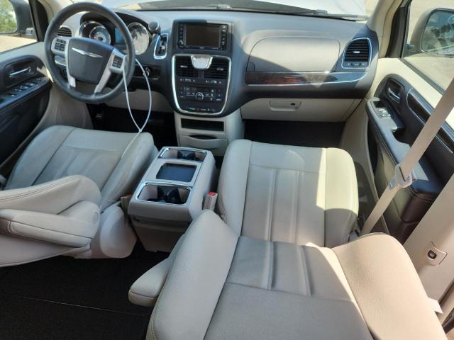 Photo 8 from auction – 2013 CHRYSLER TOWN & COU with VIN 2C4RC1BG6DR805365